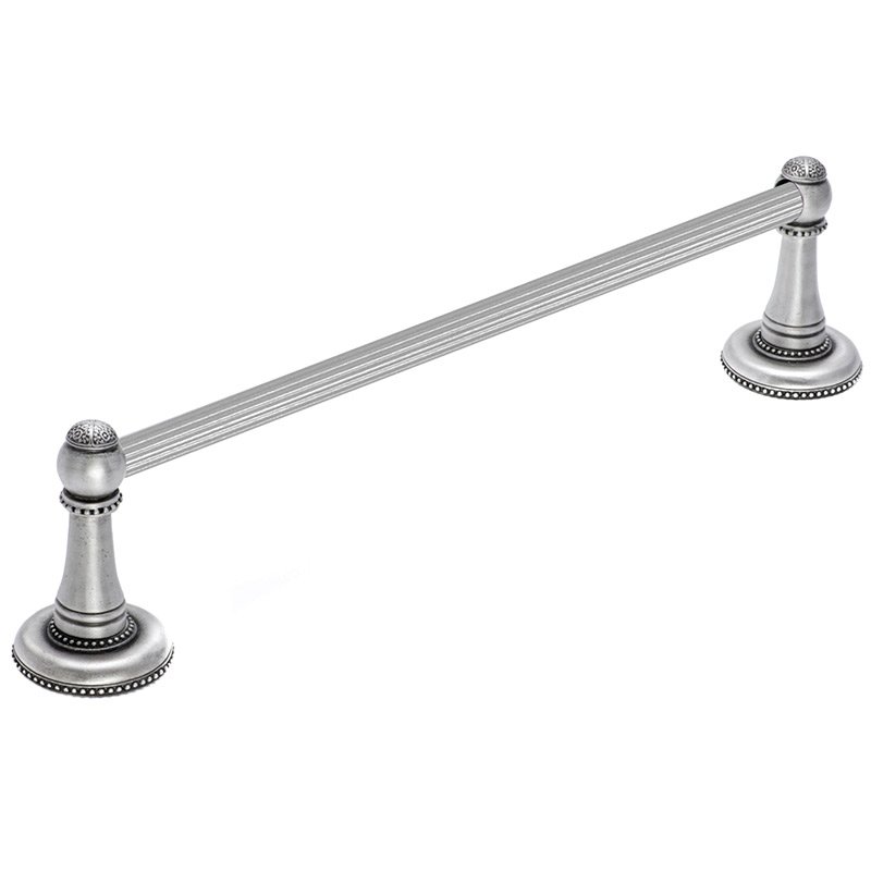 24" Center Towel Bar with 5/8" Reeded Center in Satin