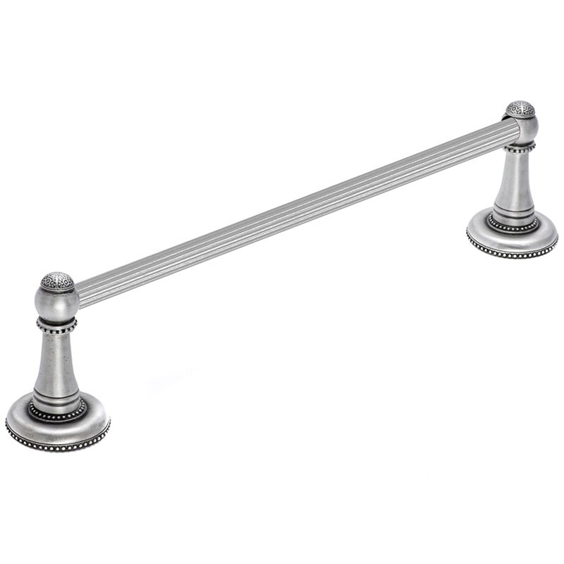 32" Center Towel Bar with 5/8" Reeded Center in Satin
